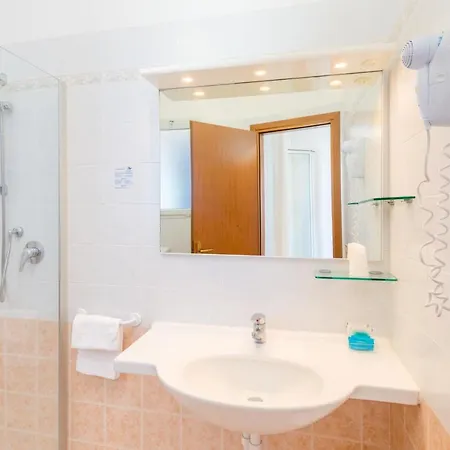 Nettuno Hotel 3*